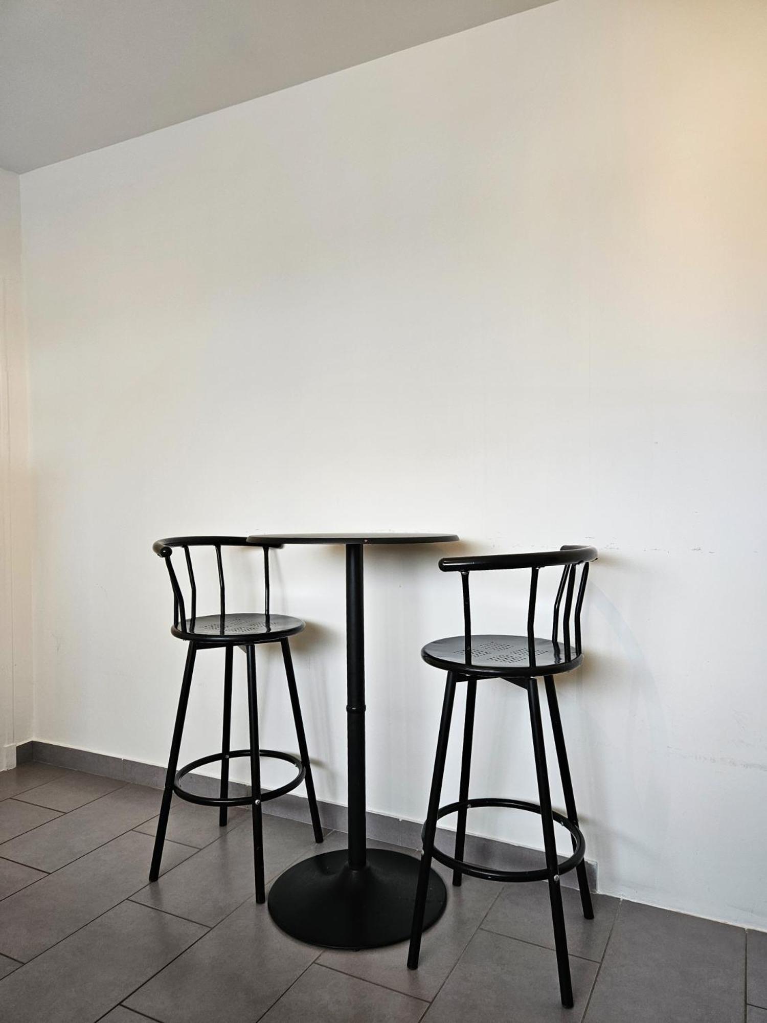 Appartement Des Grands Champs Avec Terrasse サン・テニャン エクステリア 写真